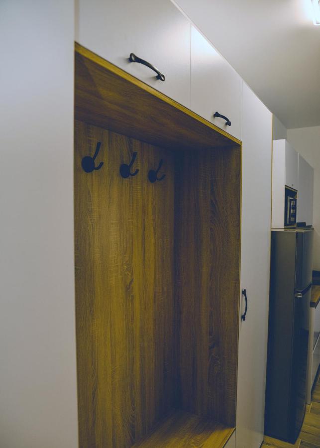 צ'רקסי Four Rooms Apartments מראה חיצוני תמונה